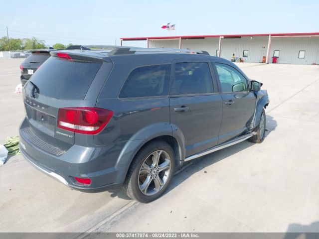 3C4PDDGG8JT173167 Dodge Journey Crossroad