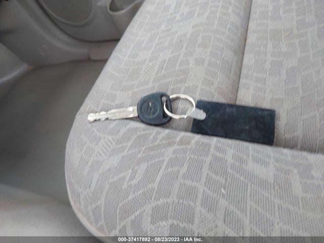 2006 CHEVROLET COLORADO WORK TRUCK VIN: 1GCCS148668196095