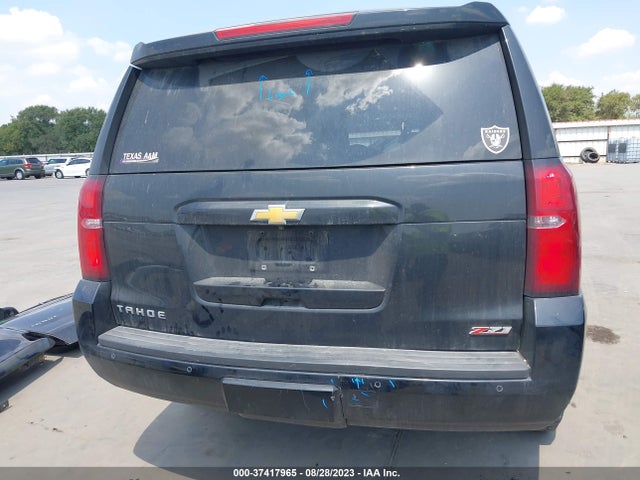 Chevrolet Tahoe Lt 2018 1GNSKBKC2JR323976 Image 17