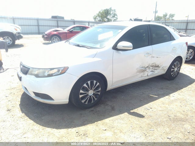 2011 KIA FORTE EX VIN: KNAFU4A25B5317345