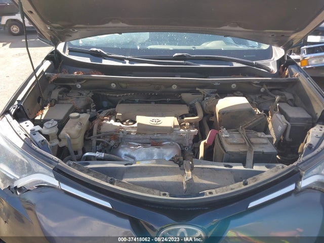 2018 TOYOTA RAV4 LE VIN: 2T3BFREV1JW702020