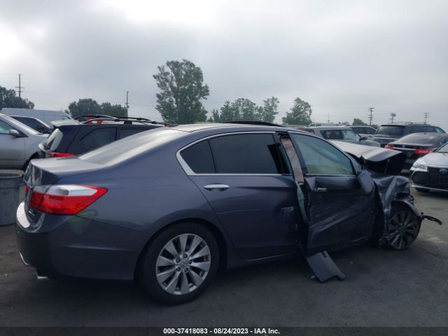 1HGCR3F90FA032512 Honda Accord Sedan Touring