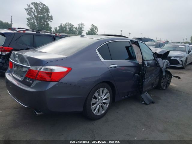 1HGCR3F90FA032512 Honda Accord Sedan Touring