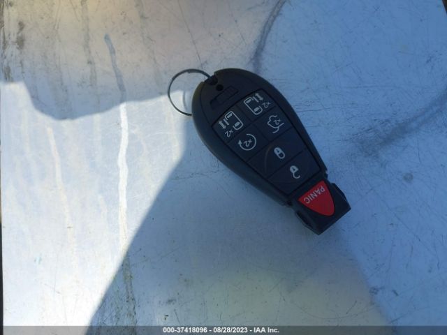 2C4RDGEG5JR281018 Dodge Grand Caravan Gt