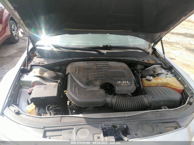 2C3CCAAG9EH373079 Chrysler 300