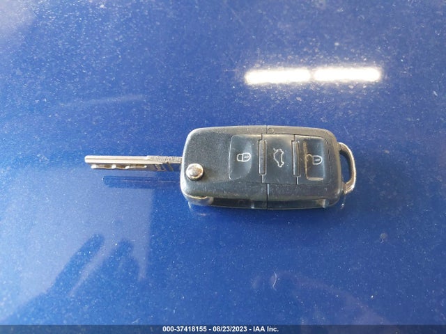 2008 VOLKSWAGEN NEW BEETLE COUPE S VIN: 3VWPW31C58M502385