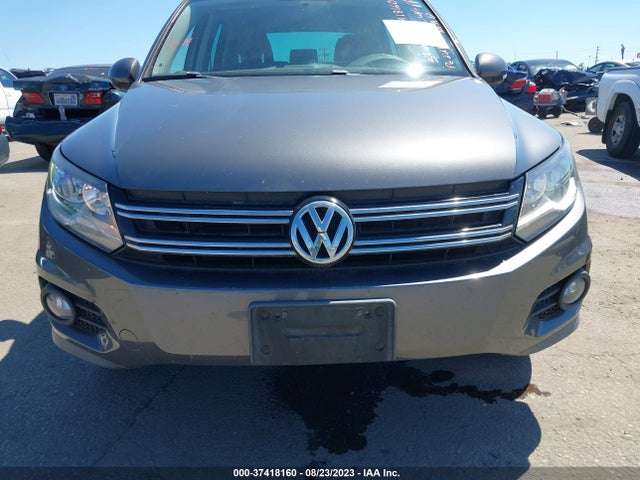 WVGAV3AX6EW553853 Volkswagen TIGUAN SE