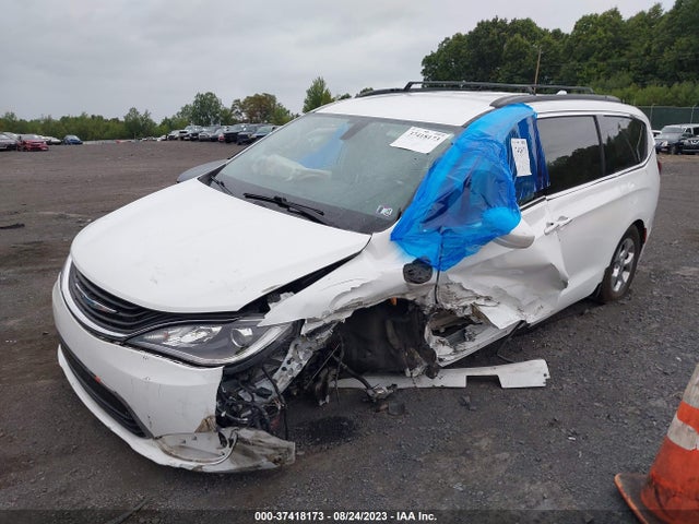 2019 Chrysler Pacifica Hybrid, VIN: 2C4RC1H73KR537878