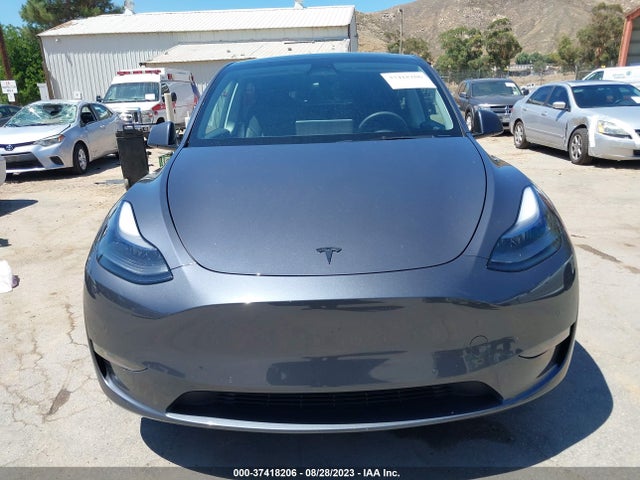 Tesla Model Y Long Range 2022 7SAYGDEE4NF558410 Image 3
