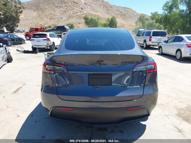 Tesla Model Y Long Range 2022 7SAYGDEE4NF558410 Image 7