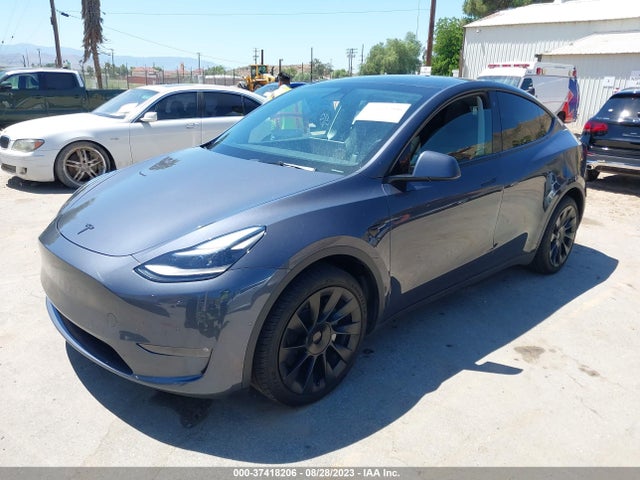 Tesla Model Y Long Range 2022 7SAYGDEE4NF558410 Image 2