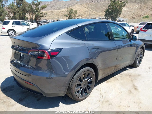 Tesla Model Y Long Range 2022 7SAYGDEE4NF558410 Image 11