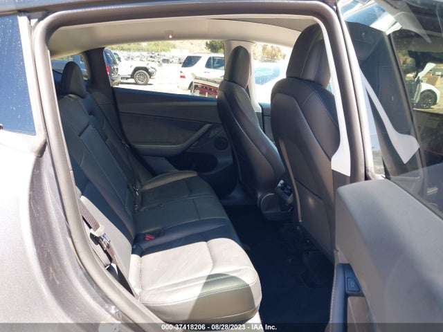 Tesla Model Y Long Range 2022 7SAYGDEE4NF558410 Image 15