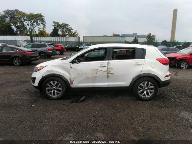 KNDPB3AC1F7703870 KIA Sportage Lx