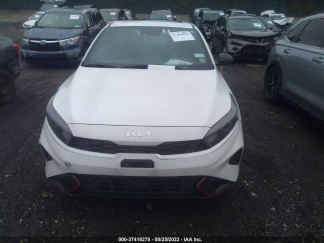 3KPF54AD2NE502771 KIA Forte Gt-line