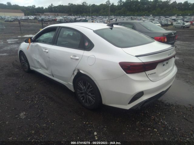 3KPF54AD2NE502771 KIA Forte Gt-line