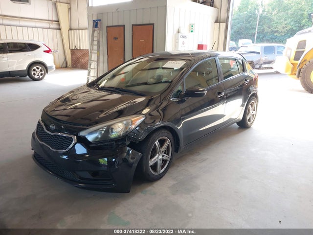 KIA Forte 5-door Lx 2016 KNAFK5A81G5602356 Image 2
