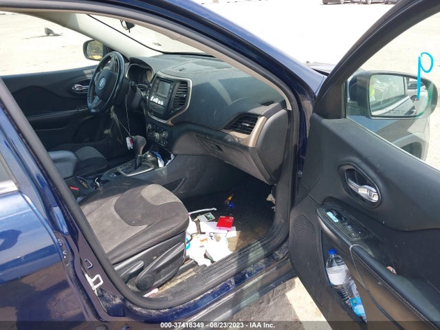 1C4PJMCSXEW181676 Jeep Cherokee Latitude