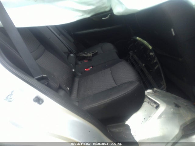 2018 NISSAN ROGUE S VIN: KNMAT2MV5JP586247