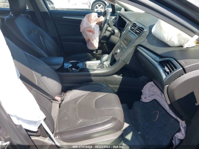3FA6P0SU5ER256587 Ford Fusion Energi Titanium