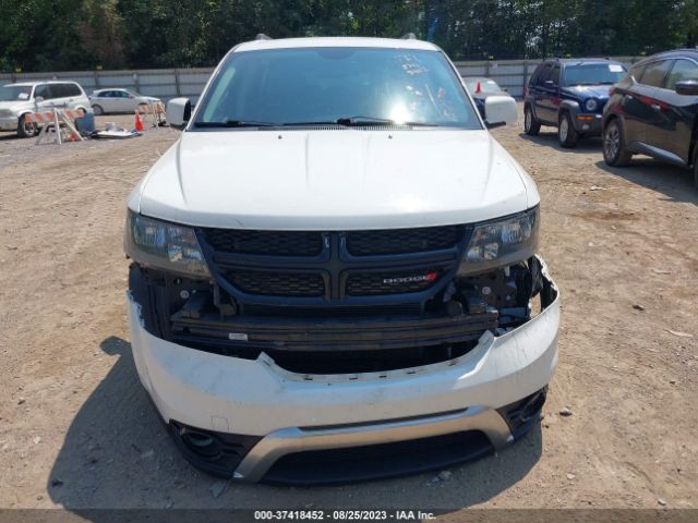 3C4PDDGG1JT364221 Dodge Journey Crossroad