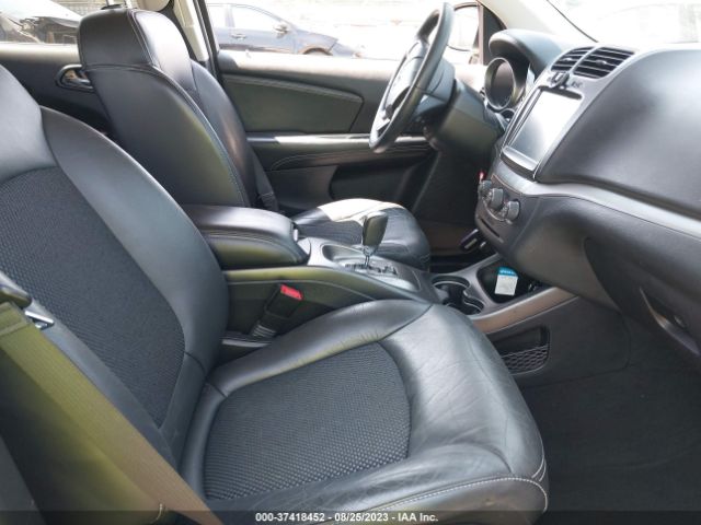 3C4PDDGG1JT364221 Dodge Journey Crossroad