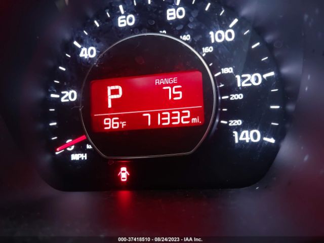KNDJN2A29H7421817 KIA Soul Base