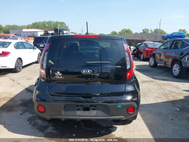 KNDJN2A29H7421817 KIA Soul Base