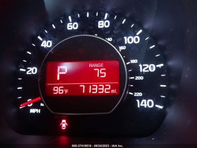 KNDJN2A29H7421817 KIA Soul Base