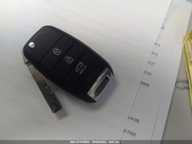 5XXGT4L39JG240943 KIA Optima S