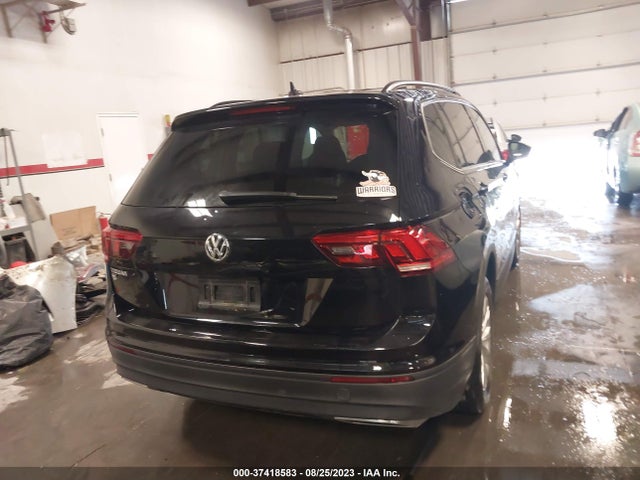 2019 Volkswagen Tiguan, VIN: 3VV3B7AX9KM102023