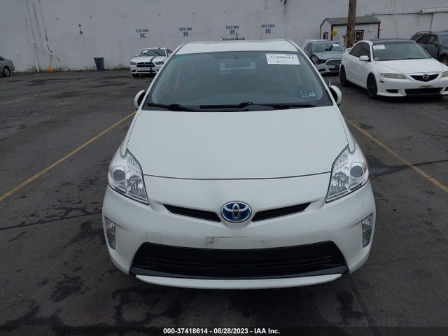 Toyota Prius Four 2015 JTDKN3DU2F0481077 Image 13