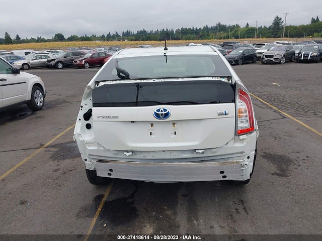 Toyota Prius Four 2015 JTDKN3DU2F0481077 Image 6