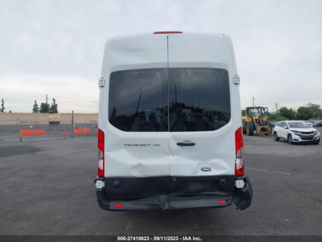 1FTYR3XM1HKA05419 Ford TRANSIT VAN