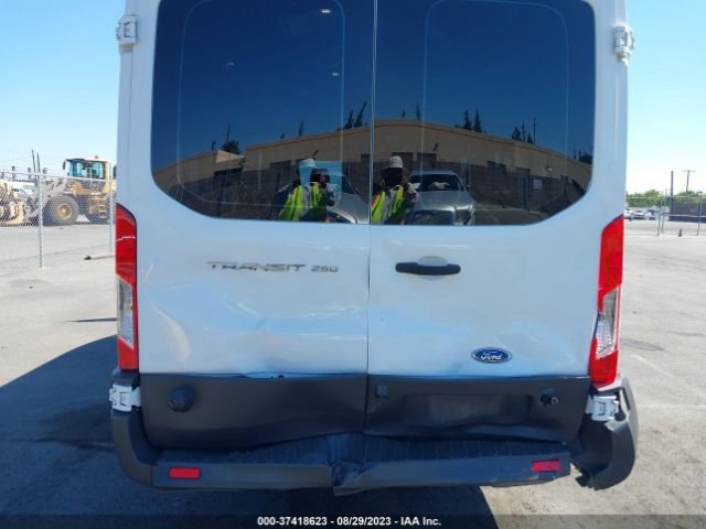 1FTYR3XM1HKA05419 Ford TRANSIT VAN
