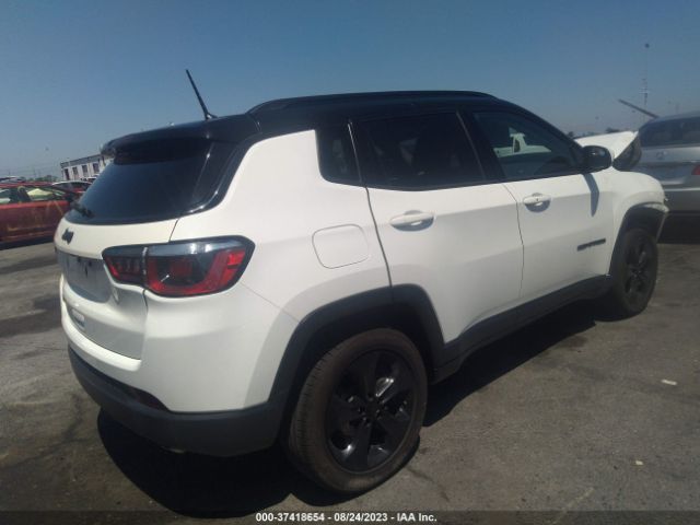 3C4NJDBB5JT453382 Jeep Compass Altitude