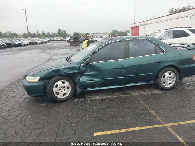 2002 HONDA ACCORD SDN EX W/LEATHER VIN: 1HGCG16592A034339