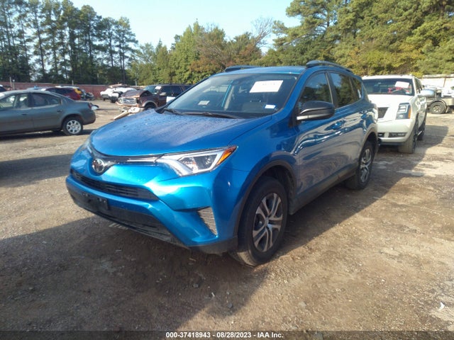 Toyota RAV4 LE 2018 JTMZFREVXJJ738334 Image 2