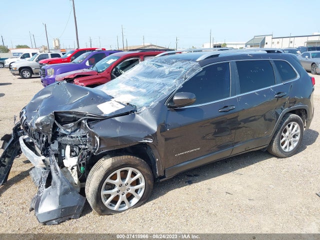 2017 JEEP CHEROKEE LATITUDE VIN: 1C4PJLCB0HW586427