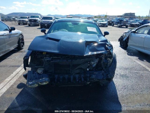 2C3CDZAG0JH327727 Dodge Challenger Sxt