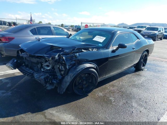 2C3CDZAG0JH327727 Dodge Challenger Sxt