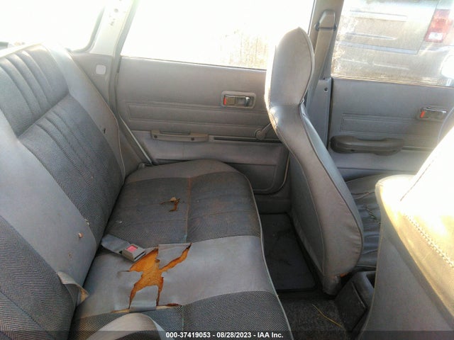 1981 SUBARU DL 4WD VIN: JF2AM52B5BD436635