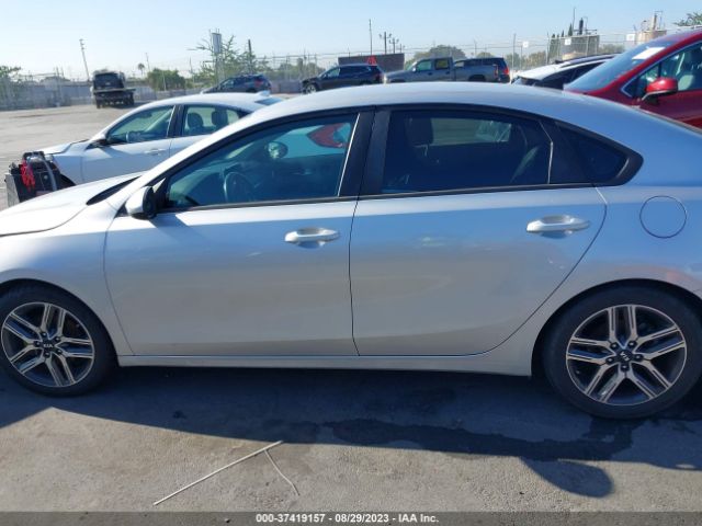3KPF34AD5KE135916 KIA FORTE S