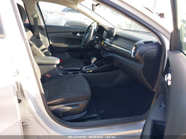 3KPF34AD5KE135916 KIA FORTE S