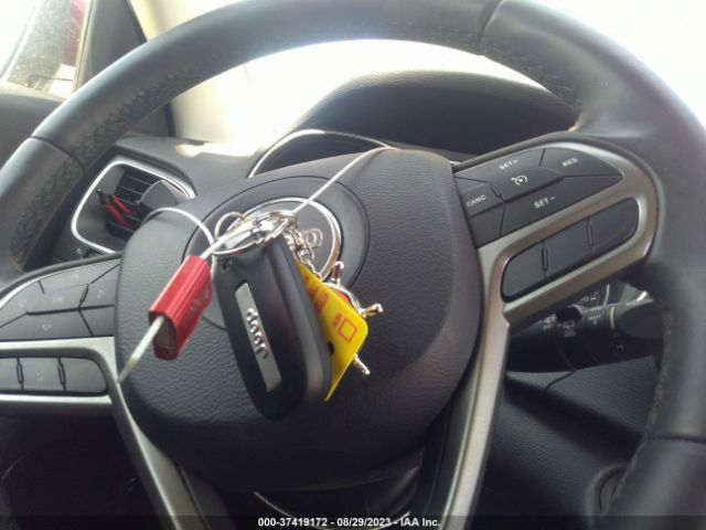 2019 JEEP CHEROKEE 1C4PJMLBXKD485789 Photo 10