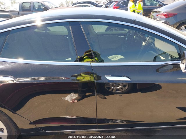 Tesla Model S 90d/70d/75d/60d/85d 2016 5YJSA1E25GF145892 Image 5