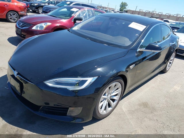 Tesla Model S 90d/70d/75d/60d/85d 2016 5YJSA1E25GF145892 Image 2