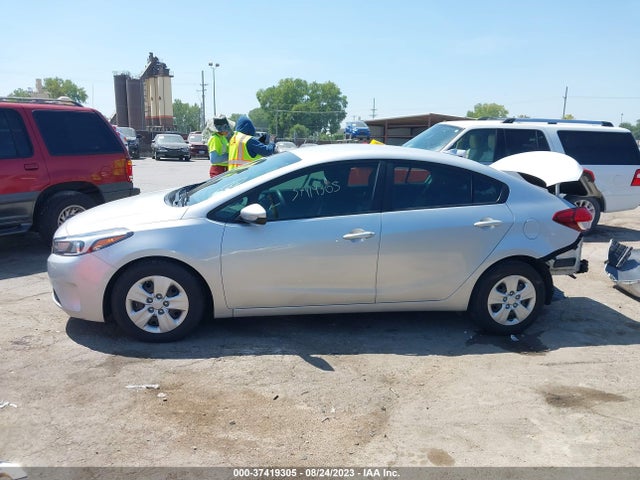 KIA FORTE LX 2017 3KPFK4A75HE114862 Image 7