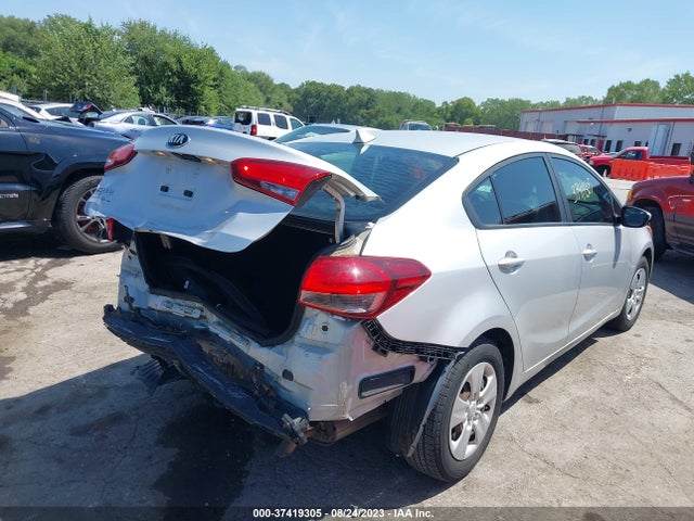 KIA FORTE LX 2017 3KPFK4A75HE114862 Image 11