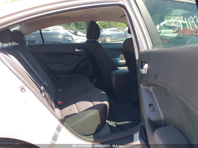 KIA FORTE LX 2017 3KPFK4A75HE114862 Image 15